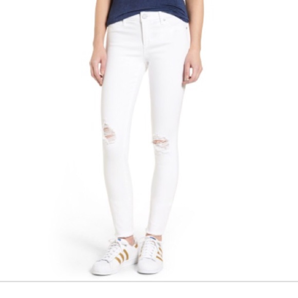 Articles of Society Evereve White Distressed Jeans